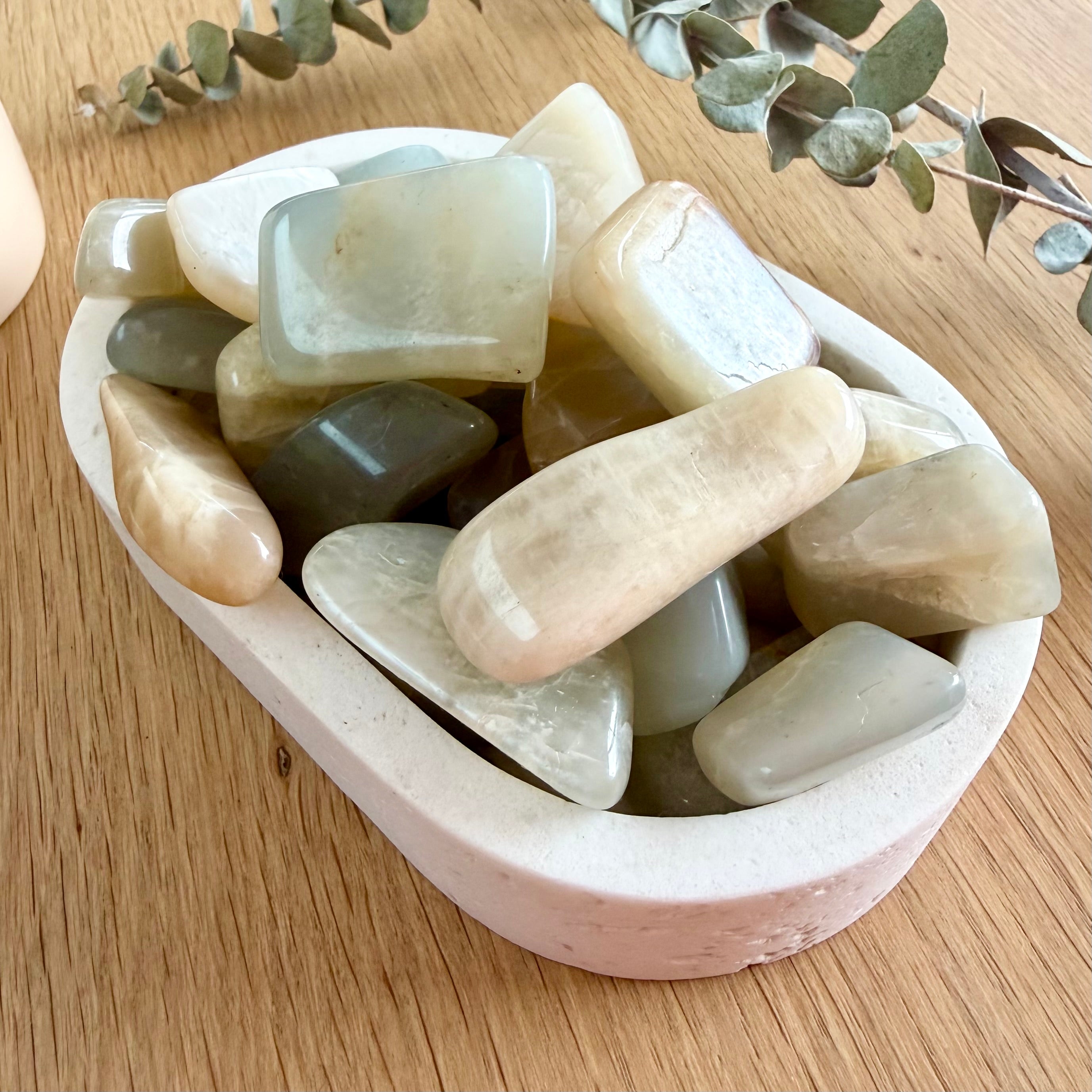 Moonstone Tumble Stone (High Grade)